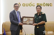 Defense leader receives delegation from European External Action Service